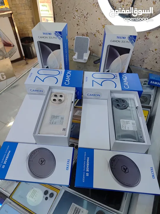 مستعمل ايام Kamon 30S pro رام 16 جيجا 256 أغراضة والكرتونه الأصلية مكفول بالشركة متوفر توصيل