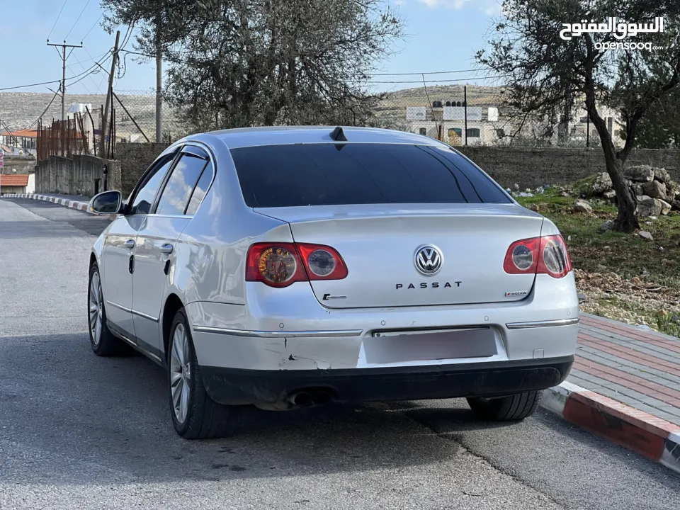 باسات ماتور 2000 السيارة فل و فحص نضيف اتوماتك