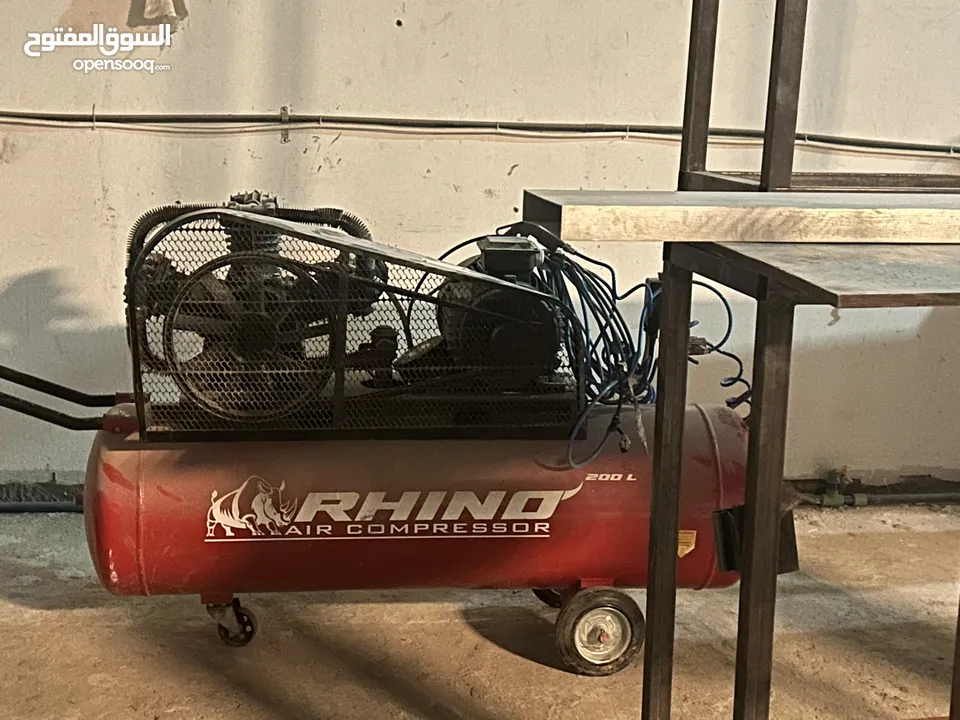 Air compressor