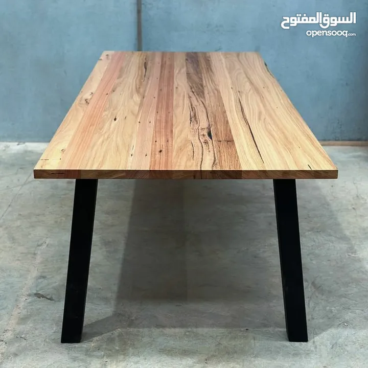 قطع من الخشب الطبيعي فاخرة في عنا كل الاحجام