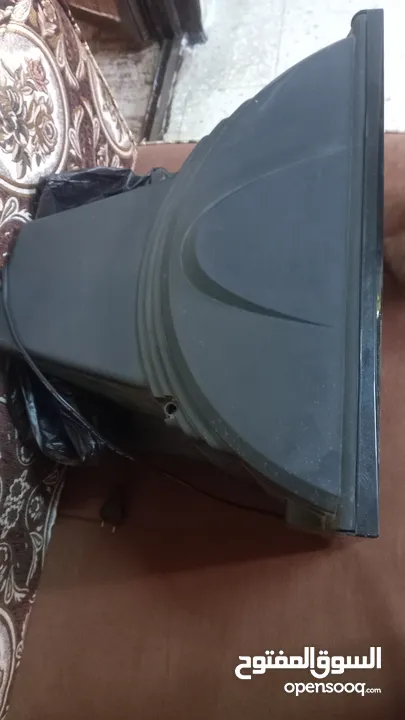 جهاز تلفاز ممتاز والوانه  ممتازه مستعمل شي ء بسيط الله يبارك لصاحب النصيب