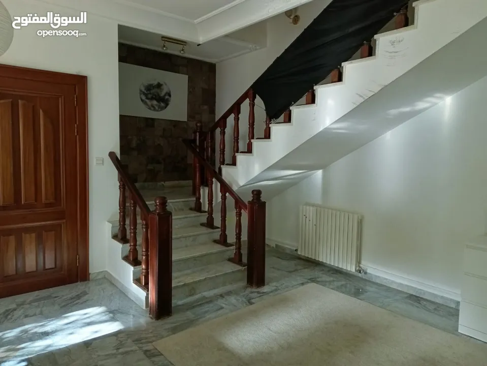 فيلا متلاصقة دوبلكس للايجار في الصويفية ( Property 37798 ) سنوي فقط