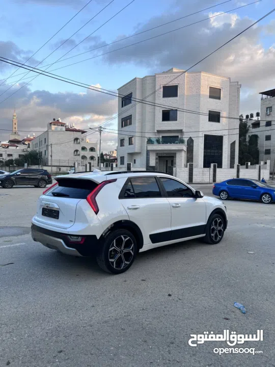 بدل او بيع نيرو بوضع الشركه