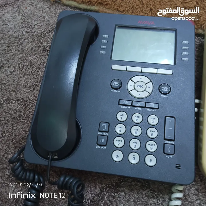 تلفونات الزمن الجميل كله شغال