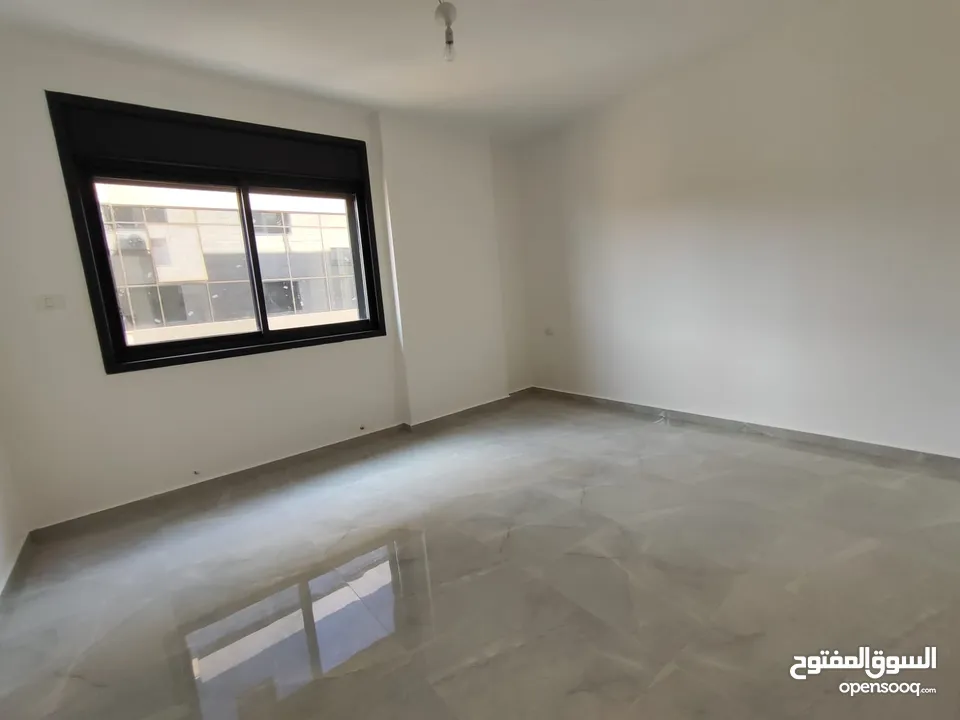 شقة غير مفروشة للإيجار في الماصيون قري بن ازحيمان