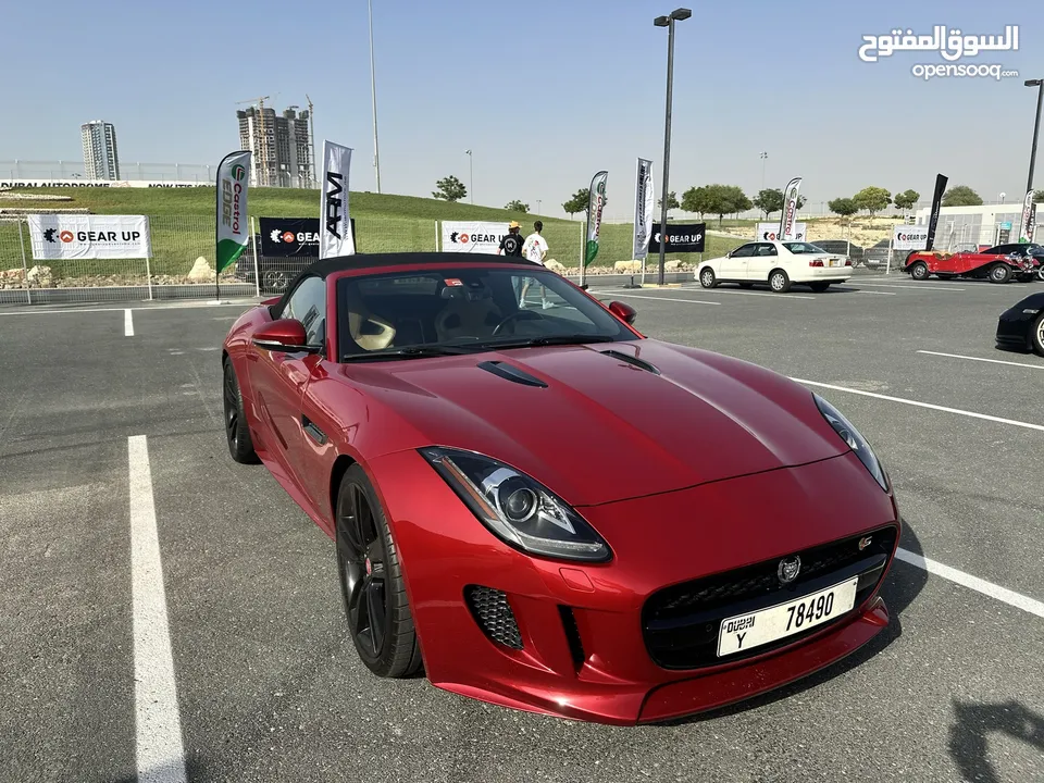 Jaguar F-Type S V8 Supercharger