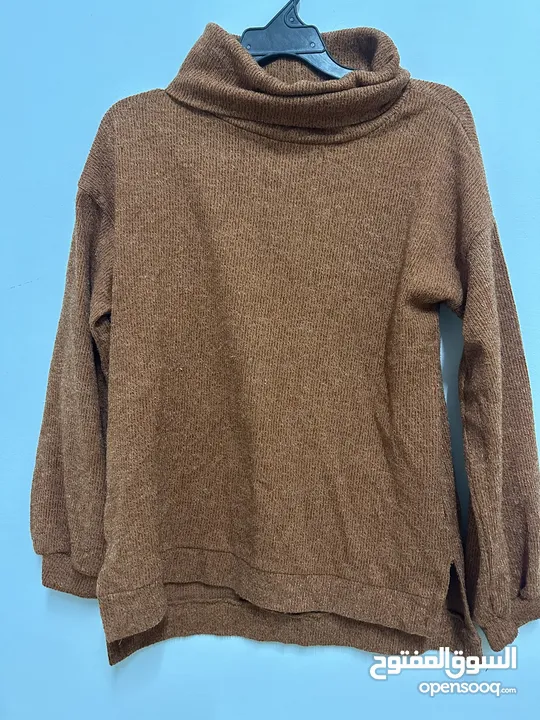 ملابس نسائية مستعمل شبه جديد