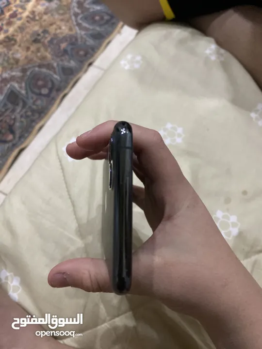 ايفون 11 pro max
