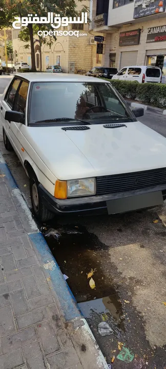 رينو 9 1983
