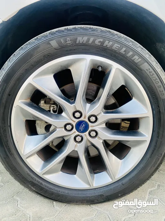 Ford edge titanium (2018)
