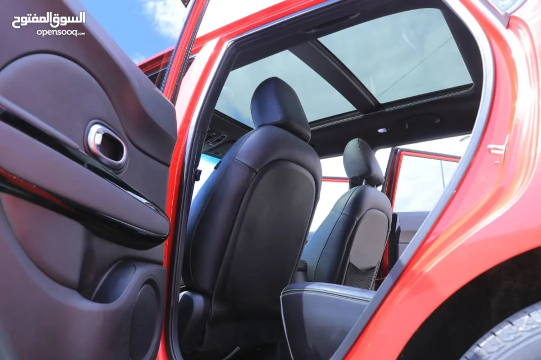 KlA SOUL +2015  سيارة كيا سول بلس2014 لون المرغوب بانوراما بصمة شاشه رادار حساسات  فل كامل رقم واحد
