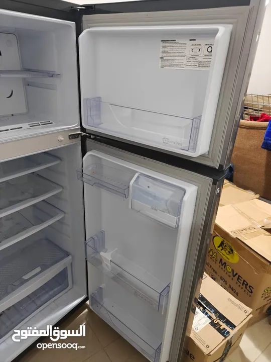 NIKAI Fridge 300L