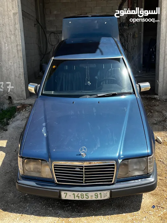 مرسيدس بطة E250 لون ازرق ماطور 20 صباب 2500 cc