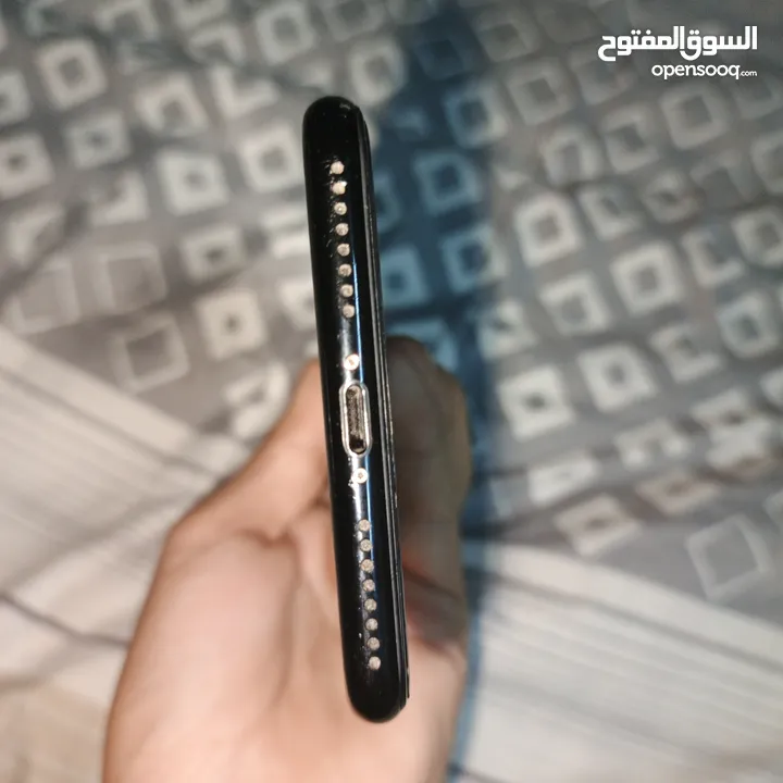 ايفون 8 بلس
