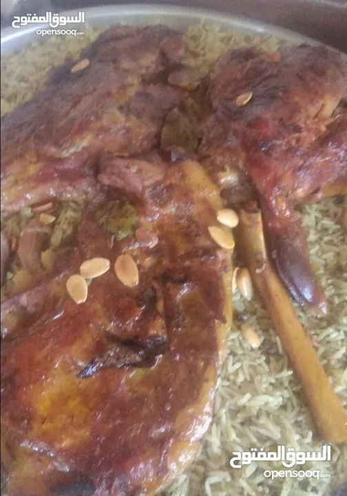 شيف طباخ شرقي وغربي وسلطات ابحث عن عمل خبره في الاكل العربي والسلطات خبره في الفندق وشركه