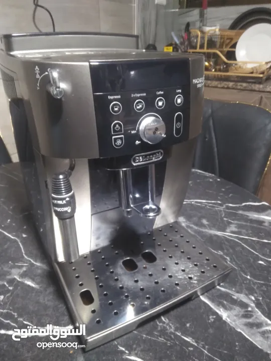 ماكنه اسبريسو ديلونجي مجنيفكا سمارت