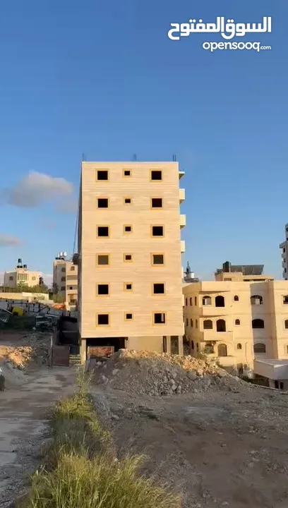 شقتين للبيع بإطلاله جميلة ومنطقة راقية