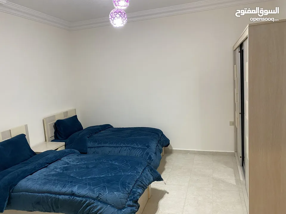 فيلا مفروشة طابق ارضي  للآيجار اليومي  يومي  وناجر طلاب  وطلبة الجامعات