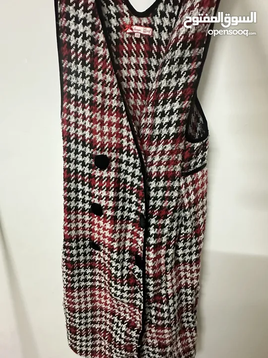 ملابس نسائية مستعمل شبه جديد