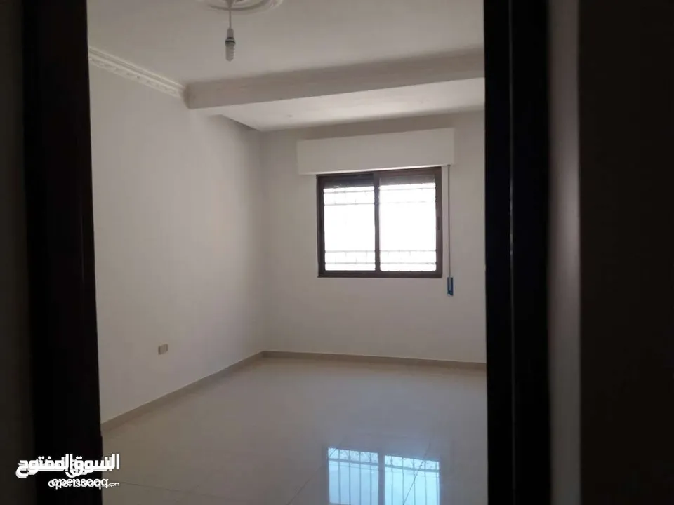 منزل مكون من طابقين مساحة البناء 240 م2 كل طابق 120 متر2 تشطيب سوبر ديلوكس