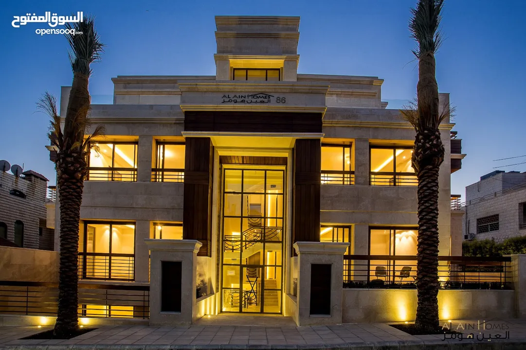 رووف فاخر مساحة 430 متر في عبدون