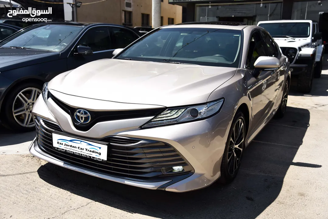 تويوتا كامري ليميتد هايبرد Toyota Camry Limited Hybrid 2019