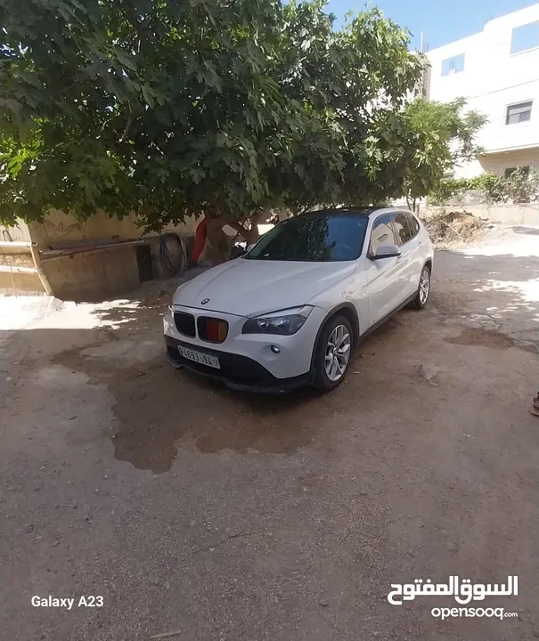 بي ام X1  للبيع او البدل