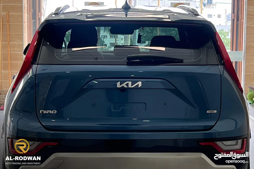 Kia niro  ترخيص 2024