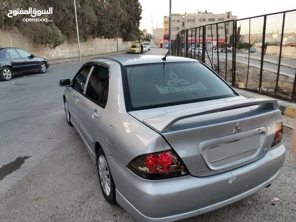 متسوبيشي لانسر موديل 2011
