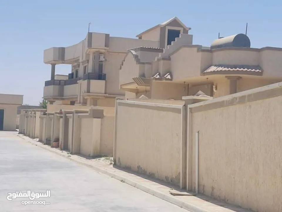 7 منازل للبيع مصراتة منطقة هبارة بالقرب من جزيرة سكيرات