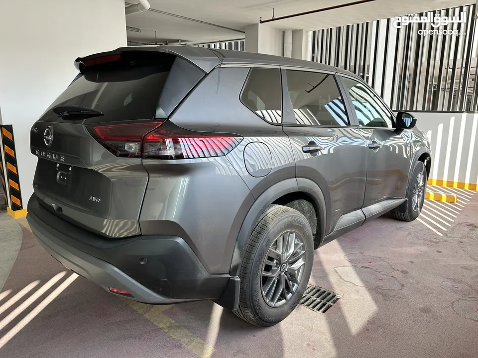 نيسان روج 4"4  NISSAN ROGUE