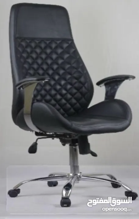 كرسي مكتبي جلد مستورد عالي الجودة متوفر بجميع الألوان من شركة Smart Design للاثاث المكتبي