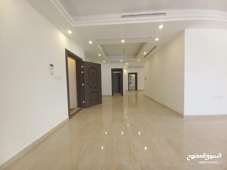 Unfurnished Apartment For Rent In Deir Ghbar  ( Property 35234 )-174805084
