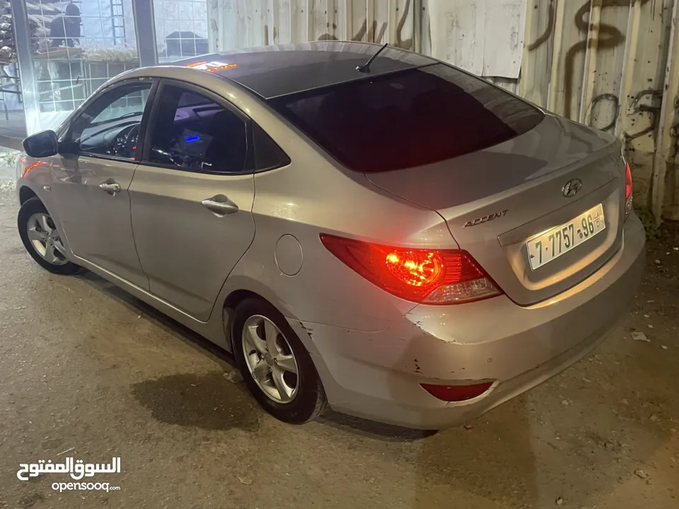 هونداي اكسنت  2014  مطور 1400 جير 6 غيار والفحص مرفق بلصور الله يبارك لصاحب النصيب