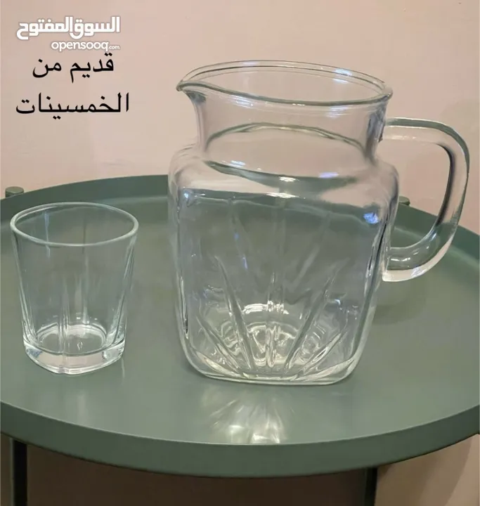 نوادر زجاجية وسيراميك قديمة من الستينات ، لطفا اقرأ الوصف.