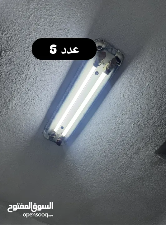 ثريات  واضاءة داخليه بحالة الجديد