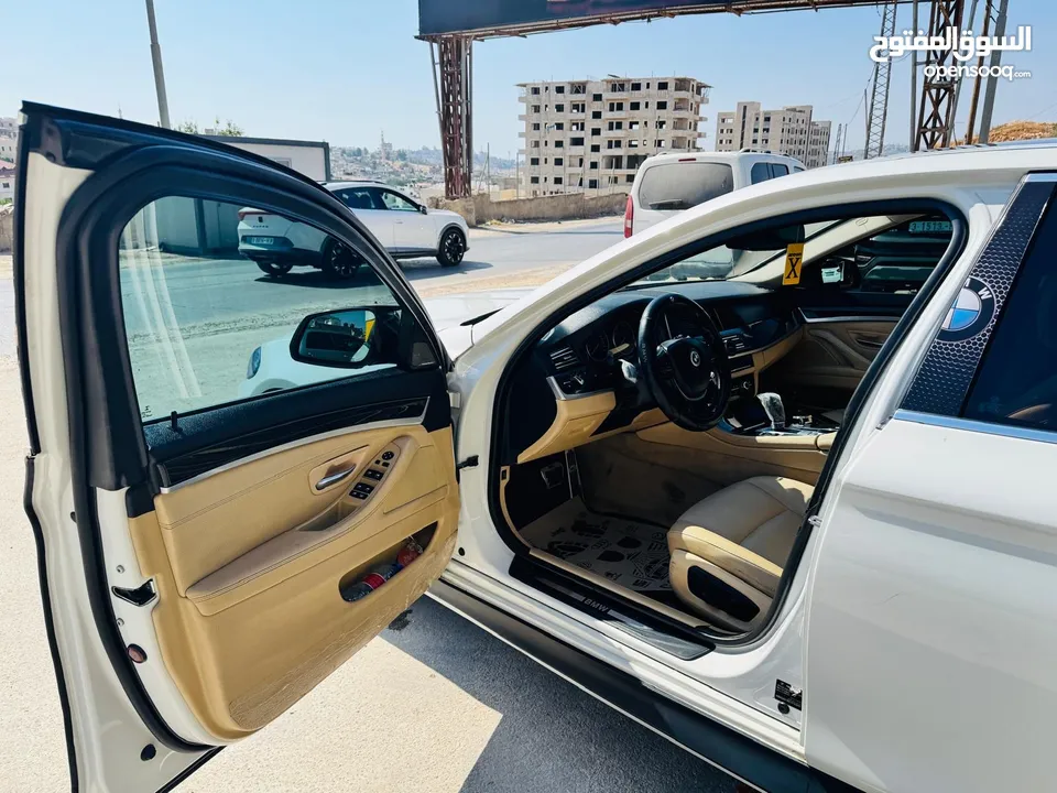 BMW520f 2014