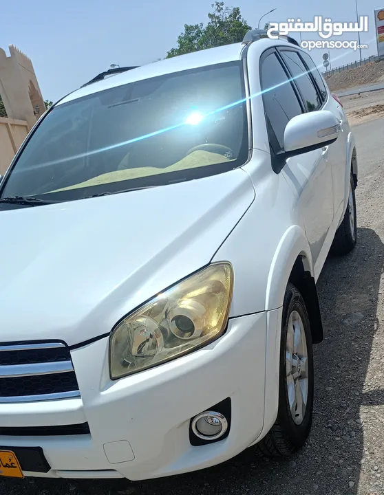 Toyota RAV4  GCC car  4 cylinder  mulkiya remaining 10 months  accident free  oman wakala car  good