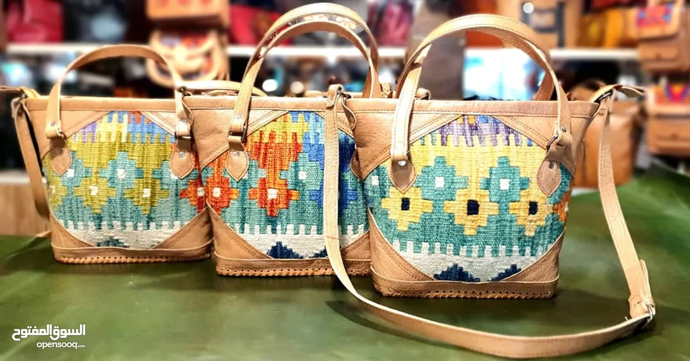 Handmade shoulder bags حقائب  مصنوعة يدويا