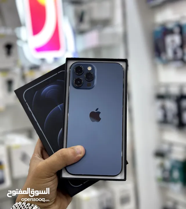 عرض قوي : iPhone 12 pro max 256gb هاتف نظيف جدا بحالة الوكالة بدون اي شموخ أو مشاكل مع ضمان و ملحقات