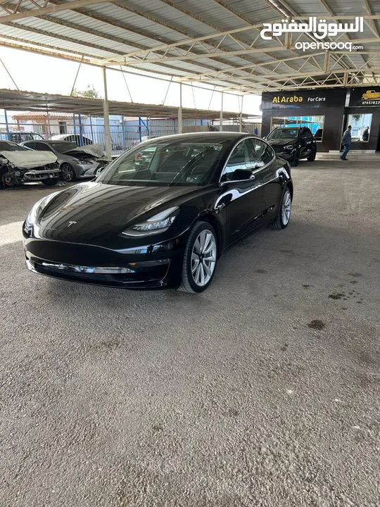 Tesla model 3 standard plus 2020