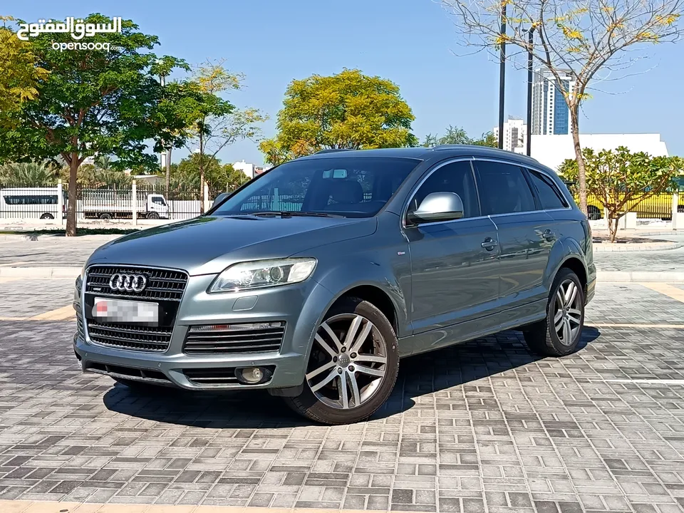 AUDI Q7 2010 V8 4.2L FULL OPTION QUATRO EXCELLENT CONDITION 7 SEATER SUV FOR SALE