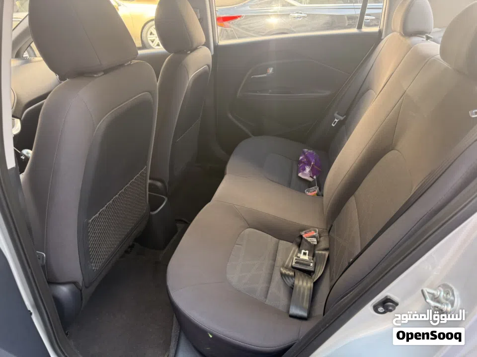 للبيع كيا ريو موديل 2016