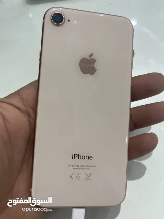 نظيف iPhone 8