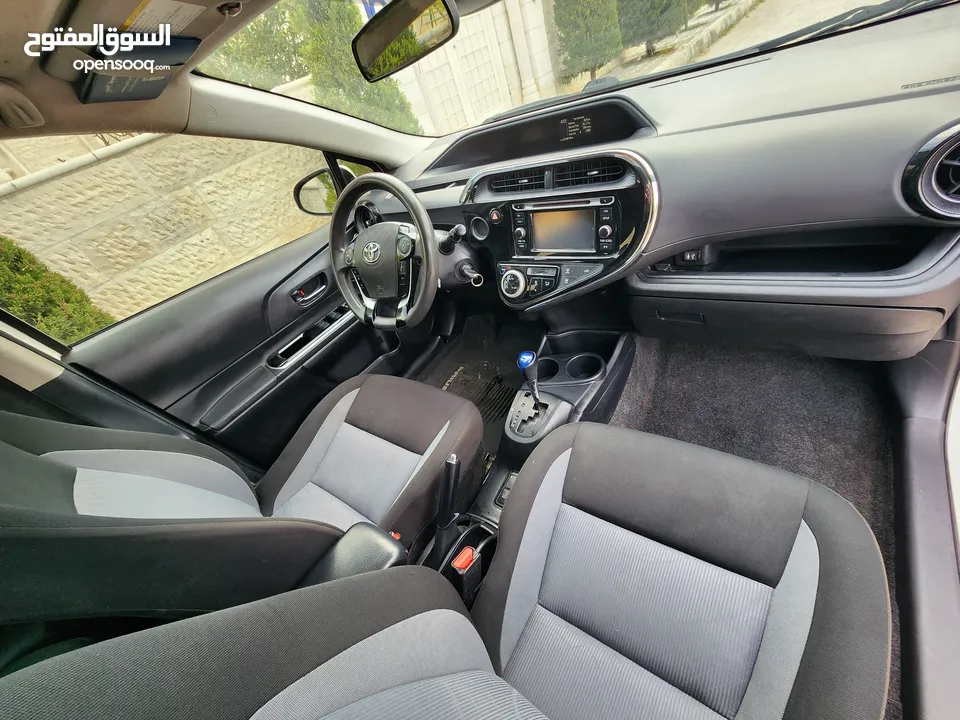 تويوتا بريوس سي 2018  للبيع    TOYOTA   PRIUS C 2018 for Sale   موديل 2018   ترخيص جديد لغاية 2/2026