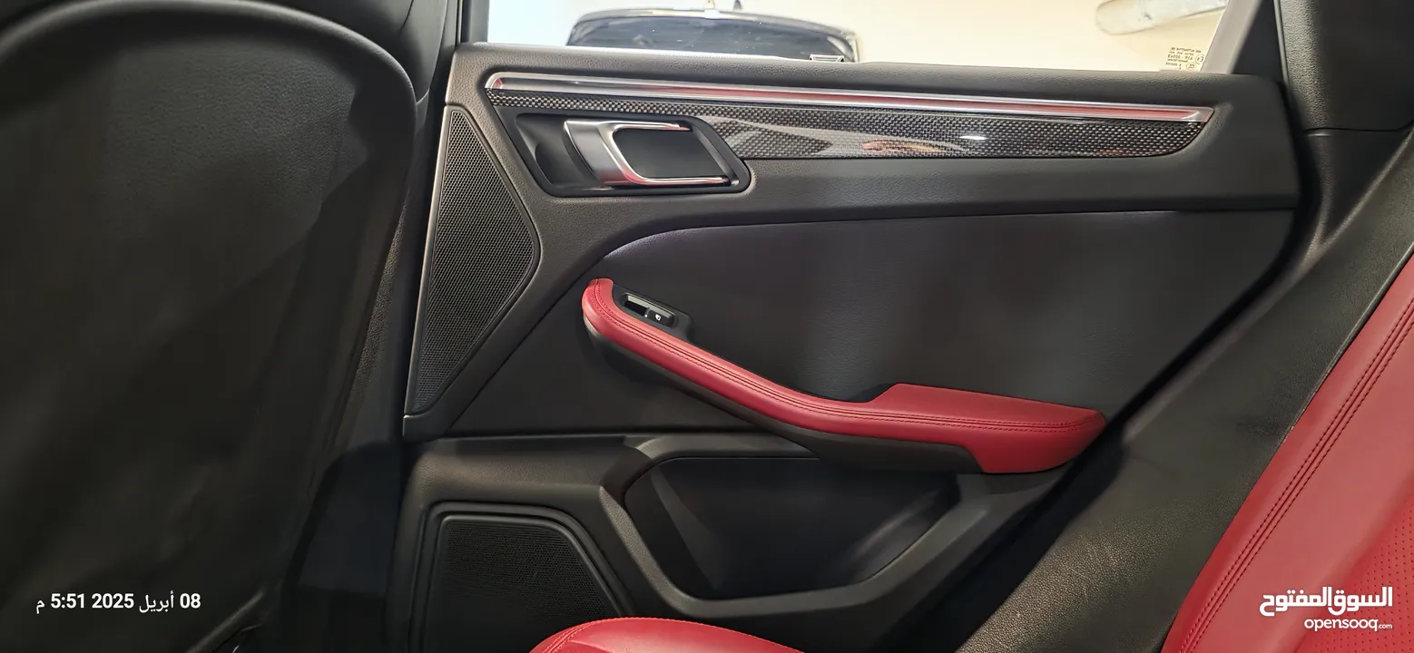 Porsche macan 2019  رمادي فاتح  وارد الوكاله مالك واحد   مواصفات خاصه ...مالك واحد  بسعر مميز