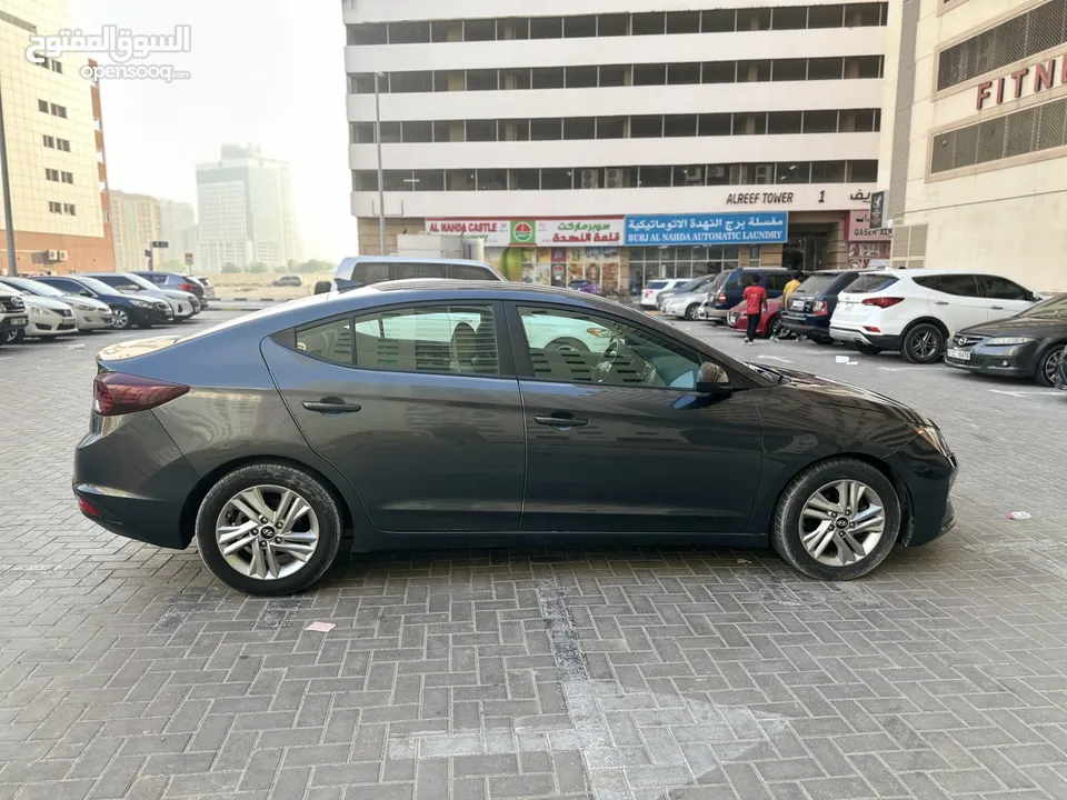 Hyundai elantra best condition URGENT