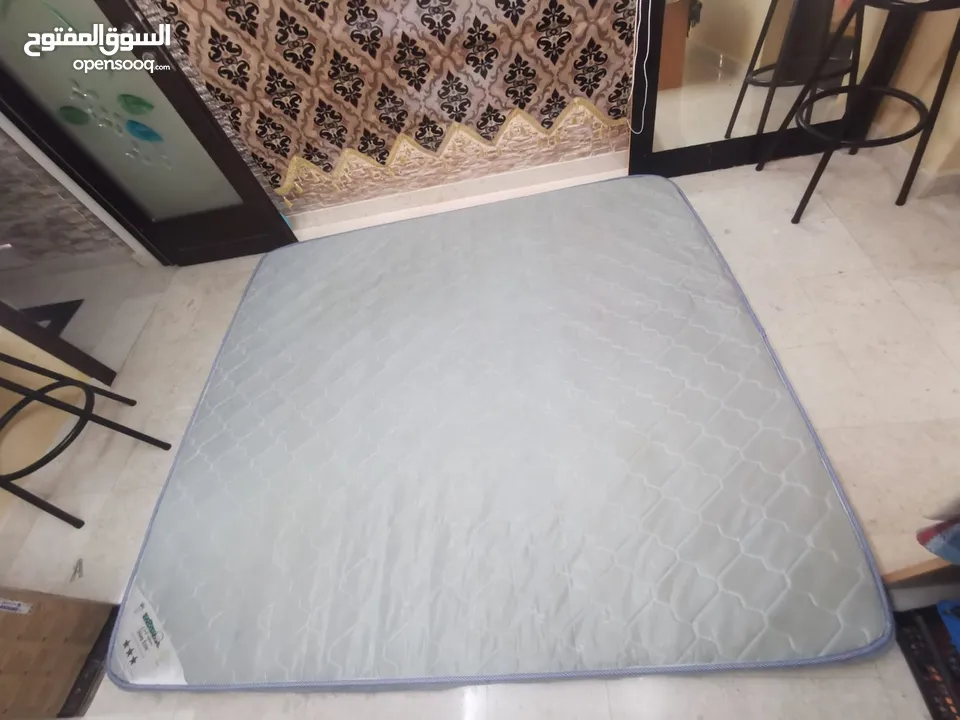 Bed mattress 180x200 very good condition