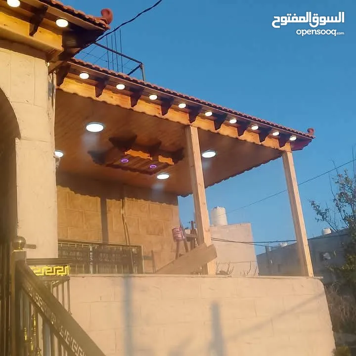 قرميد  مؤسسه العماوي لكافه اعمال تركيب القرميد والديكور والبرقولا  تركيب وصيانه