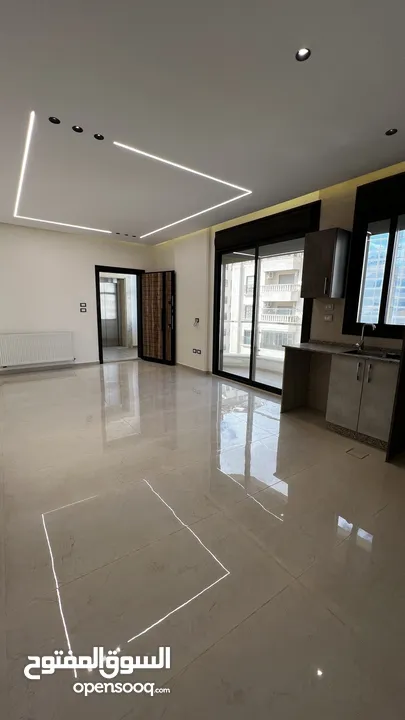 شقق للبيع 95م (سكنية - استثمارية) في ديرغبار شارع ال 60 ، مطبخ راكب ، تدفئة غاز _ رويال للاسكان